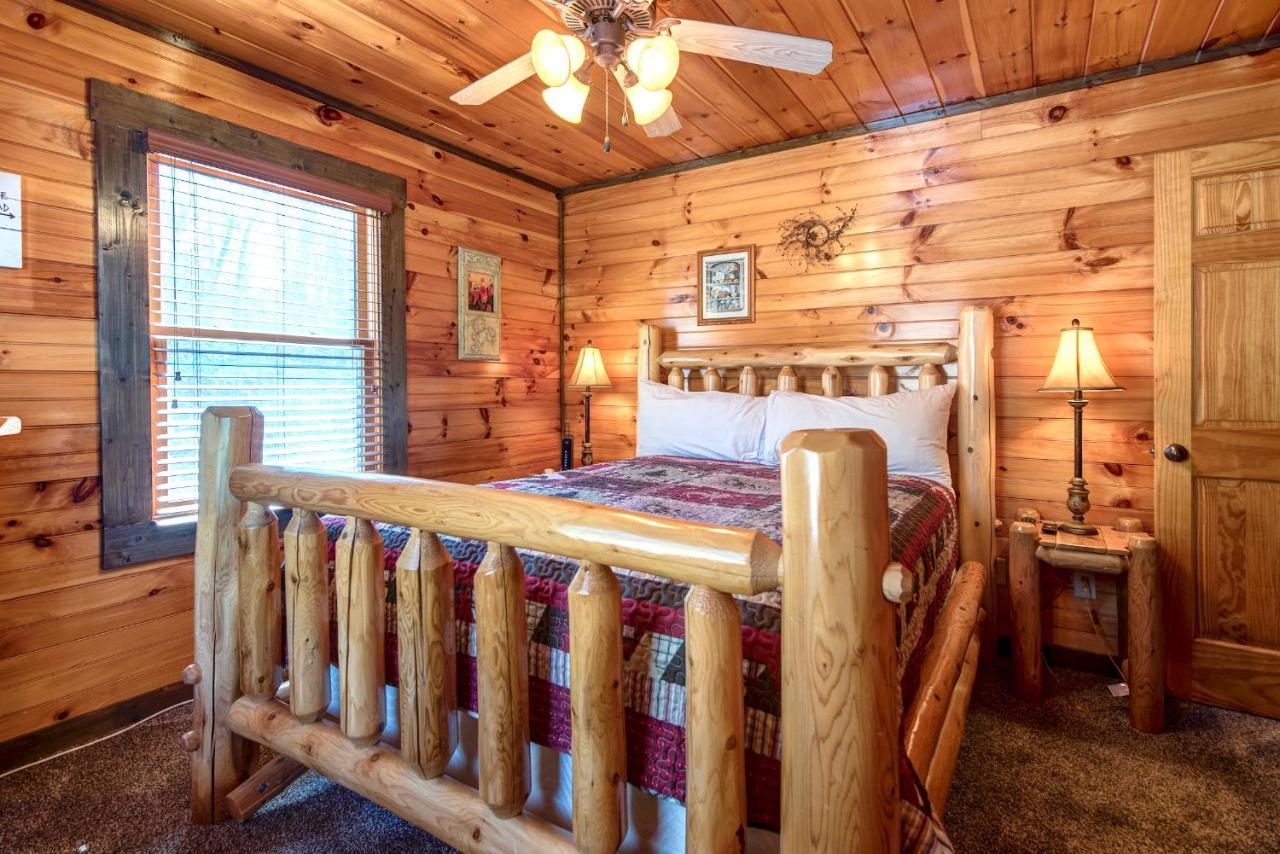Old Hickory Lodge Gatlinburg Exterior photo