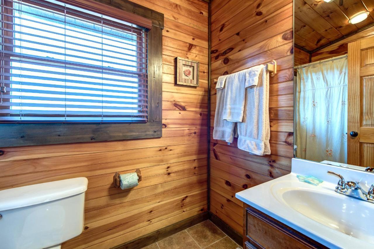Old Hickory Lodge Gatlinburg Exterior photo